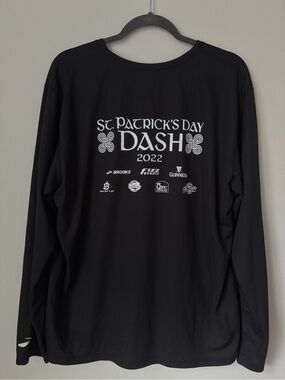 Brooks St Patricks Day Dash 2022 Shirt XXL Black Shamrock Running LS